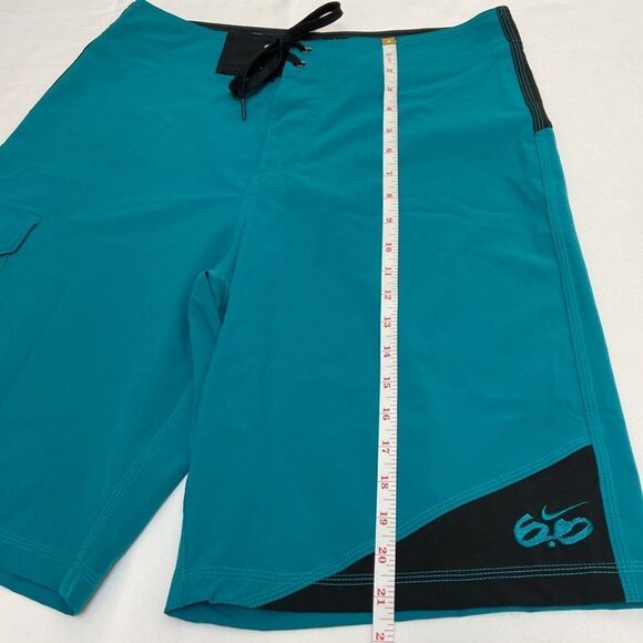 Nike Blue Board Shorts size 30 - Picture 7 of 10